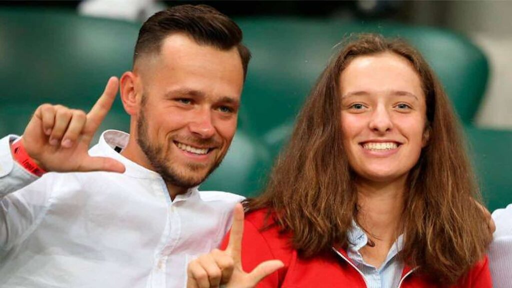 Is Iga Świątek Married? Exploring Her Relationship Status